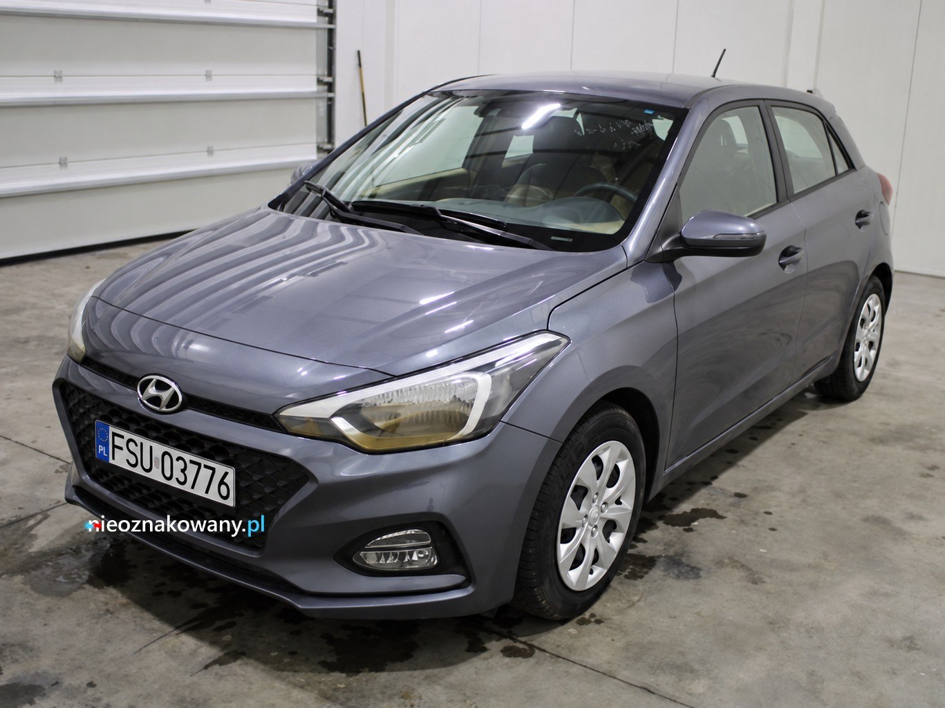 Nieoznakowany radiowóz Hyundai  I20